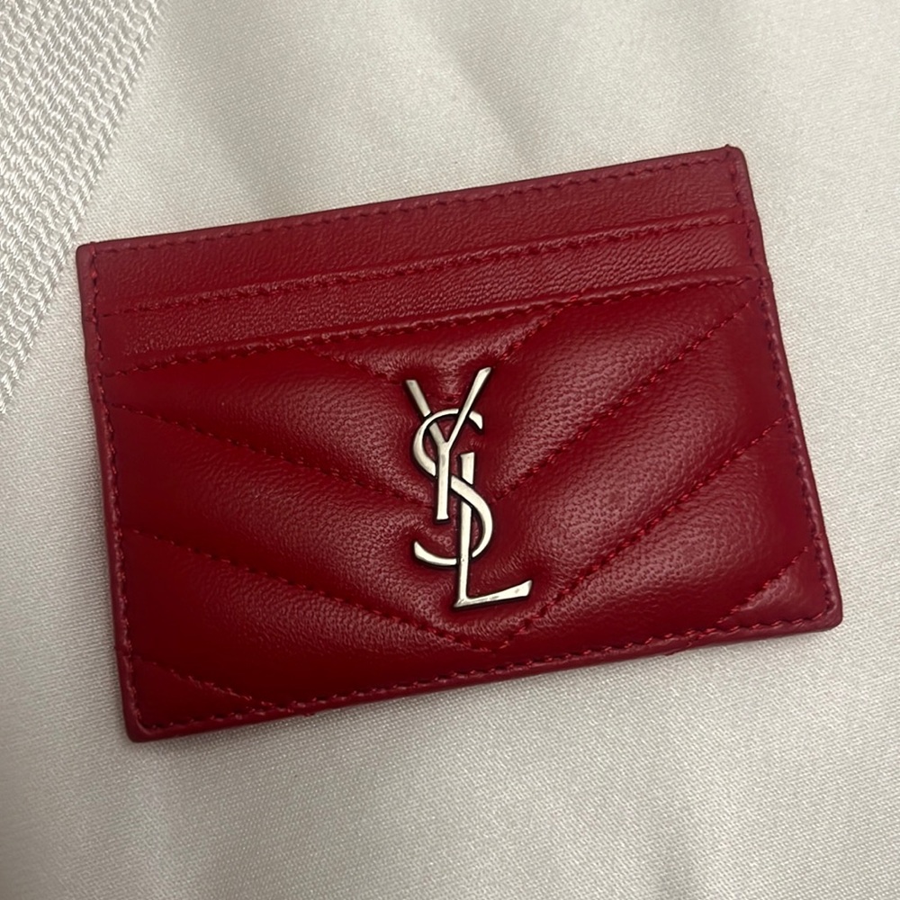 Excellent condition pre loved credit carl ysl holder